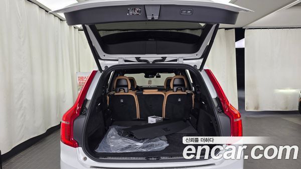 Volvo XC90 2022, фото 26