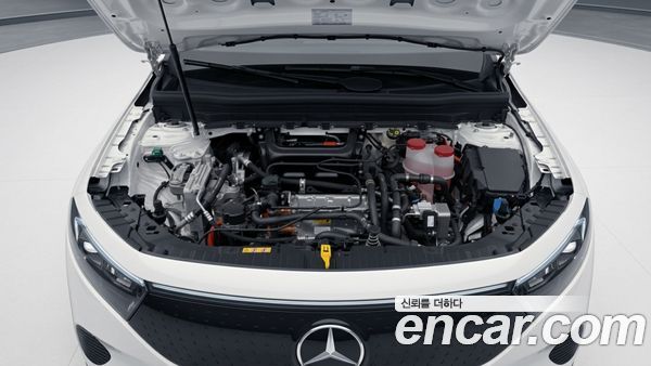 Mercedes-Benz EQB 2026, фото 6