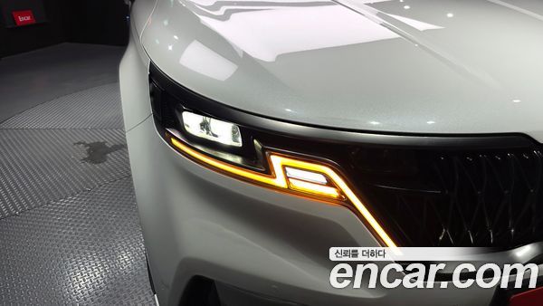 Kia Carnival 2023, фото 8