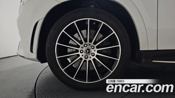 Mercedes-Benz GLE 2022, фото 4