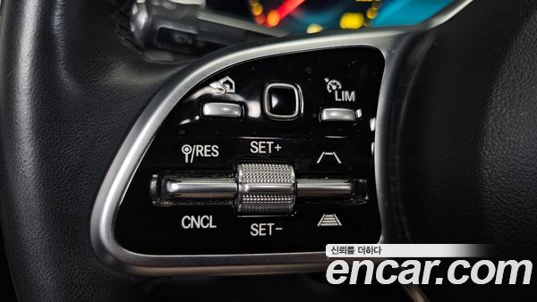 Mercedes-Benz GLE 2022, фото 30