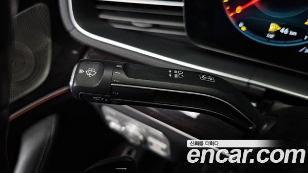 Mercedes-Benz GLE 2022, фото 31