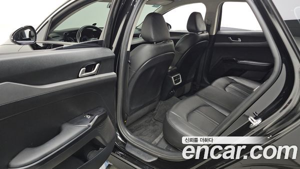 Kia K5 2023, фото 15