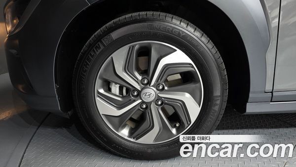 Hyundai Kona 2023, фото 5