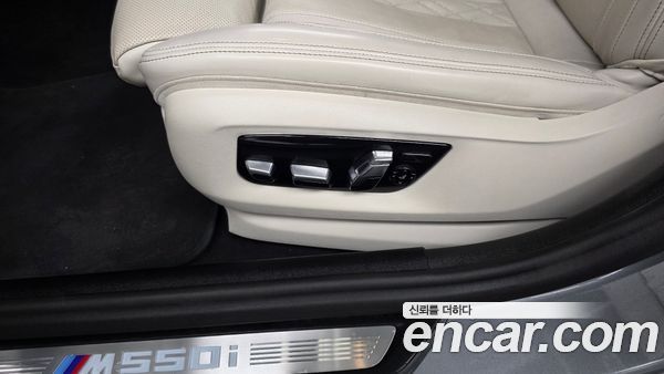 BMW 5 Series 2023, фото 32