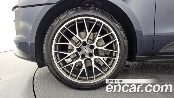 Porsche Macan 2021, фото 4