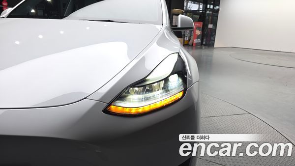 Tesla Model Y 2023, фото 8