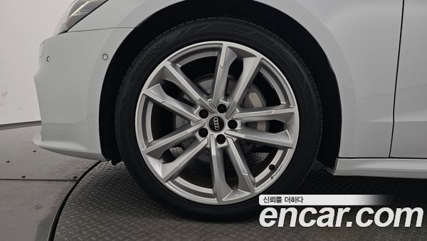 Audi A7 2022, фото 4