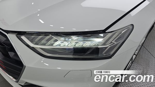 Audi A7 2022, фото 7