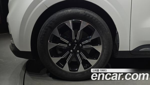 Kia Carnival 2022, фото 5