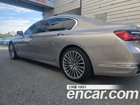 BMW 7 Series 2021, фото 5