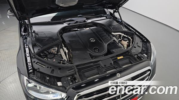 Mercedes-Benz S-Class 2023, фото 5