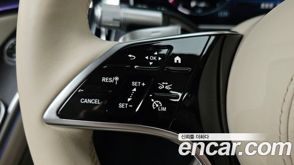 Mercedes-Benz S-Class 2023, фото 31