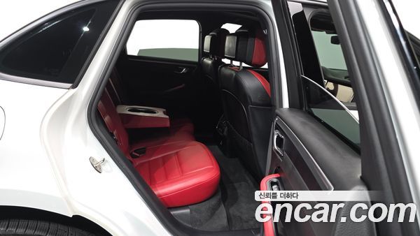 Porsche Macan 2021, фото 17