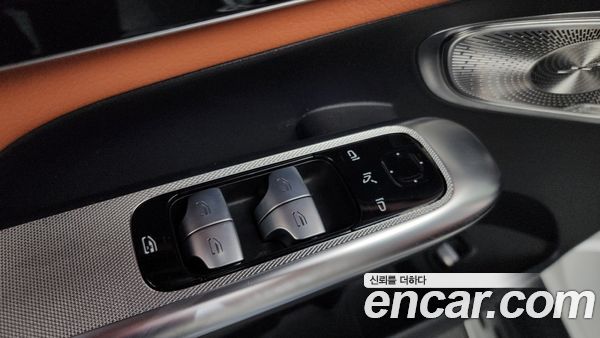 Mercedes-Benz GLC 2023, фото 26