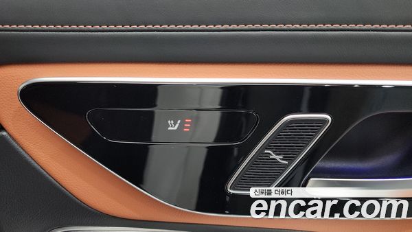 Mercedes-Benz GLC 2023, фото 32