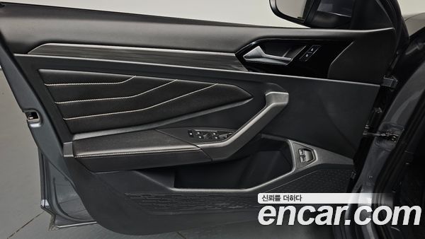 Volkswagen Jetta 2023, фото 13