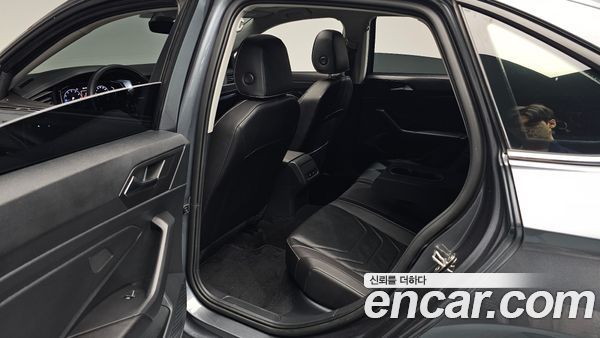 Volkswagen Jetta 2023, фото 15