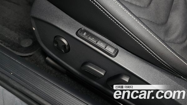 Volkswagen Jetta 2023, фото 29