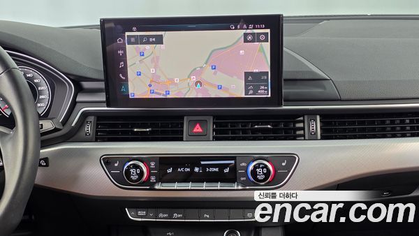 Audi A4 2023, фото 20