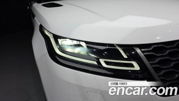 Land Rover Range Rover Velar 2021, фото 8