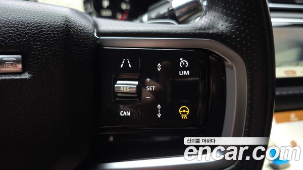 Land Rover Range Rover Velar 2021, фото 32
