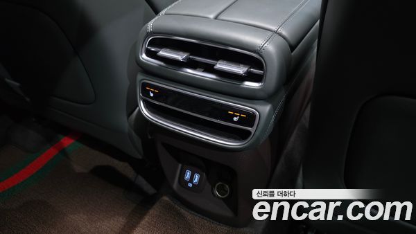 Genesis GV80 2022, фото 31