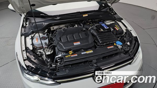 Volkswagen Golf 2023, фото 5