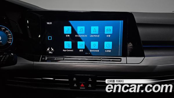 Volkswagen Golf 2023, фото 19