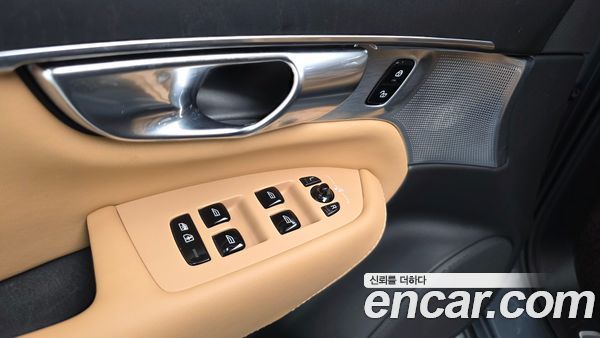Volvo XC90 2023, фото 16