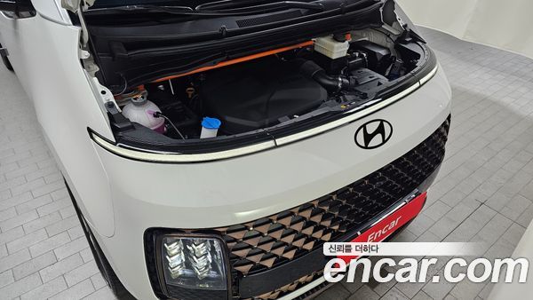 Hyundai Staria 2025, фото 5