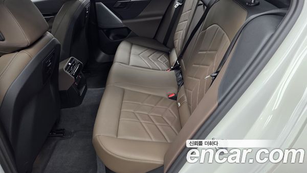 BMW 5 Series 2024, фото 16