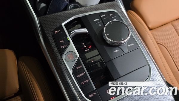 BMW 3 Series 2024, фото 12