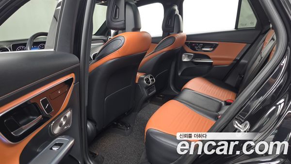 Mercedes-Benz GLC 2024, фото 16