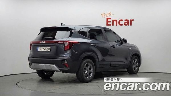 Kia Seltos 2023, фото 2