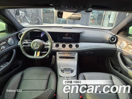 Mercedes-Benz E-Class 2021, фото 9