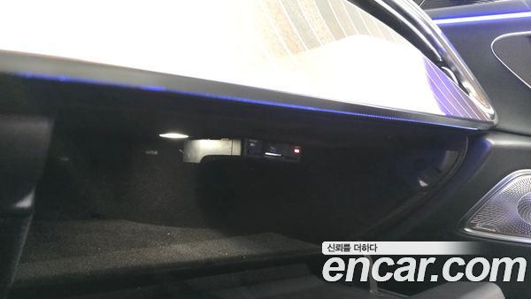 Mercedes-Benz E-Class 2024, фото 31