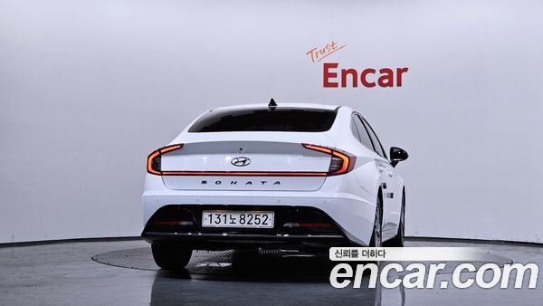 Hyundai Sonata 2023, фото 4