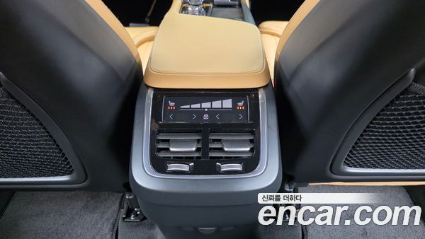 Volvo XC90 2022, фото 24