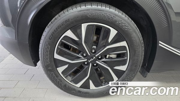 Kia EV6 2023, фото 5