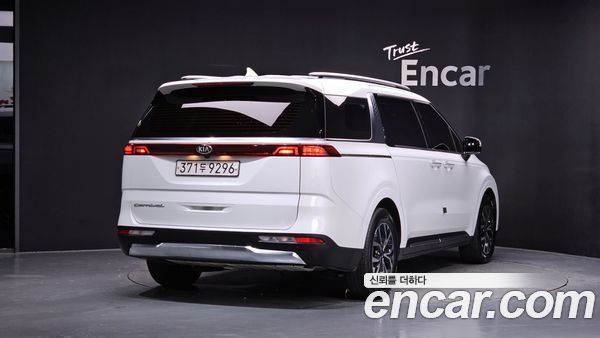 Kia Carnival 2021, фото 2