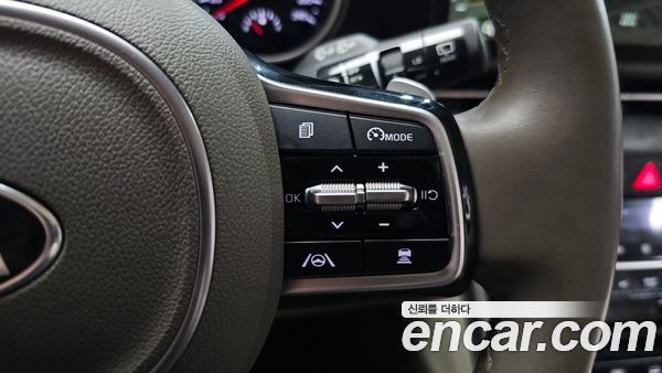 Kia Carnival 2021, фото 23