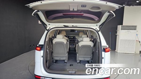Kia Carnival 2021, фото 26