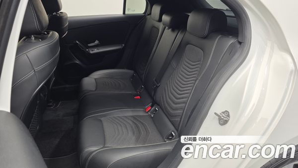 Mercedes-Benz A-Class 2020, фото 16