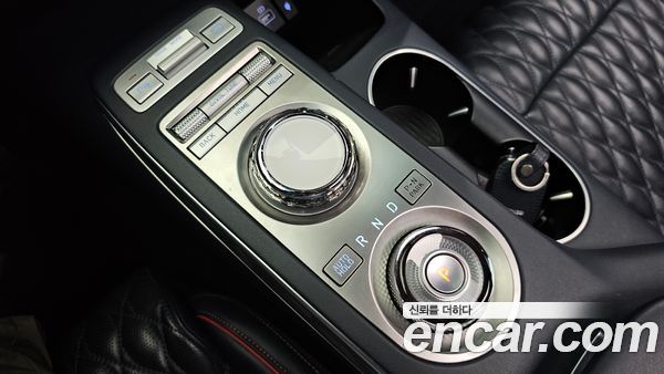Genesis GV70 2022, фото 11