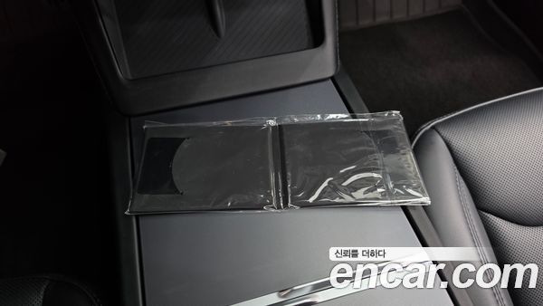 Tesla Model 3 2024, фото 31
