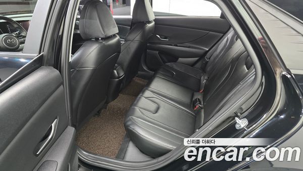 Hyundai Elantra 2021, фото 16