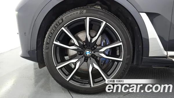 BMW X7 2022, фото 5