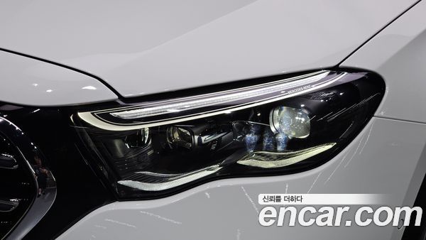Mercedes-Benz E-Class 2026, фото 8