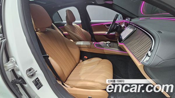 Mercedes-Benz E-Class 2026, фото 16